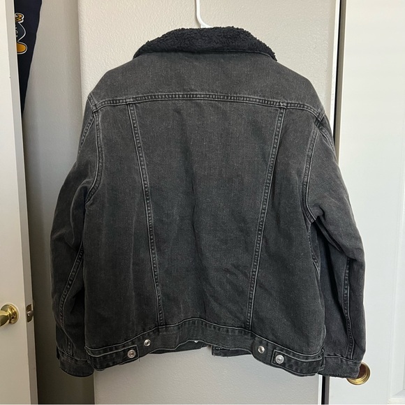 Topshop Charcoal Denim Jacket with Sherpa Collar - Picture 8 of 9